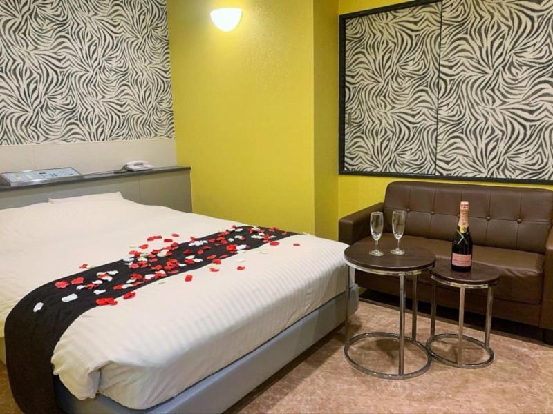 Hotel Newmie (Adults Only) Токио Екстериор снимка